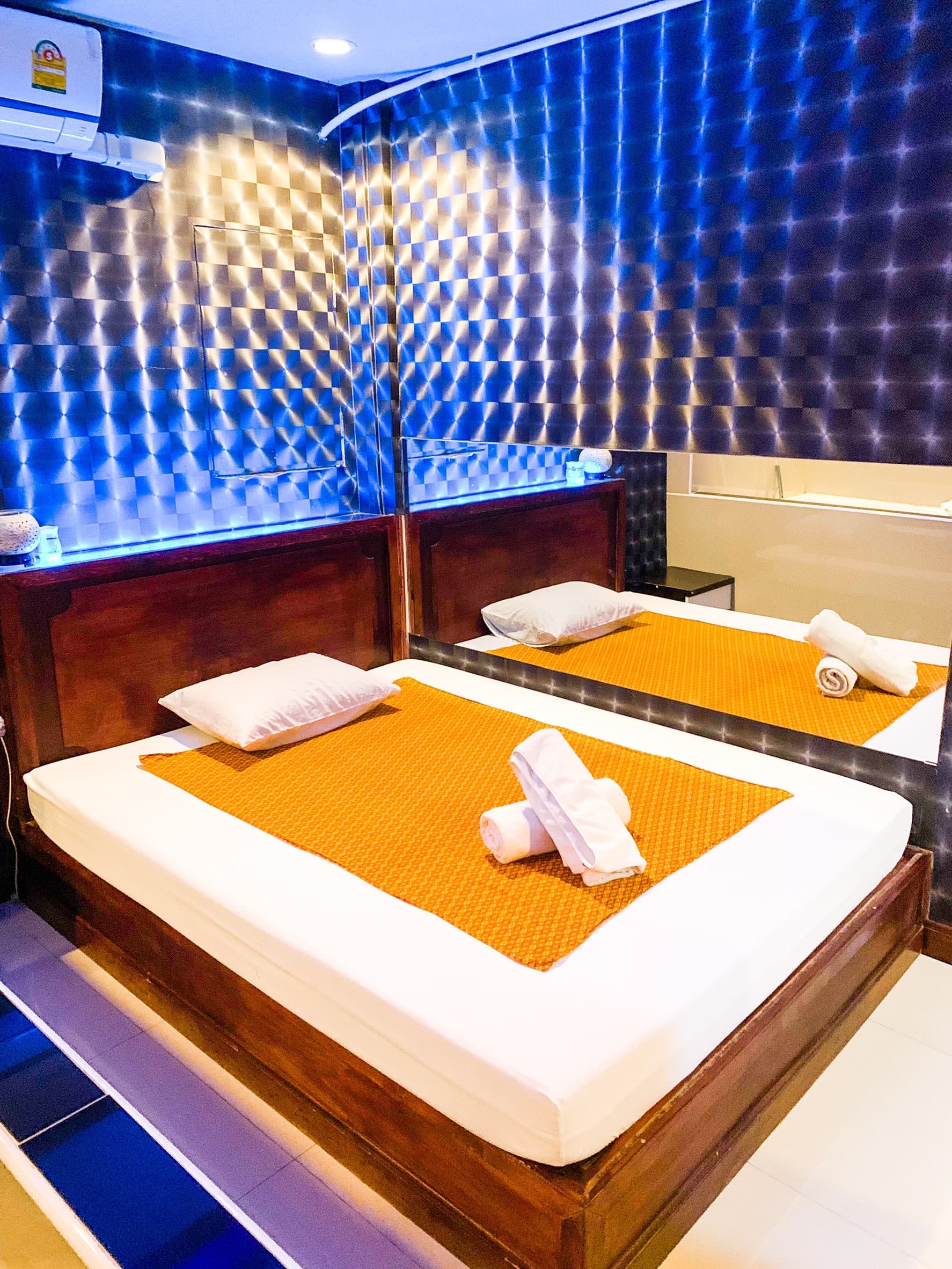 Relaxation Lounge — luxury nuru massage suite in Bangkok
